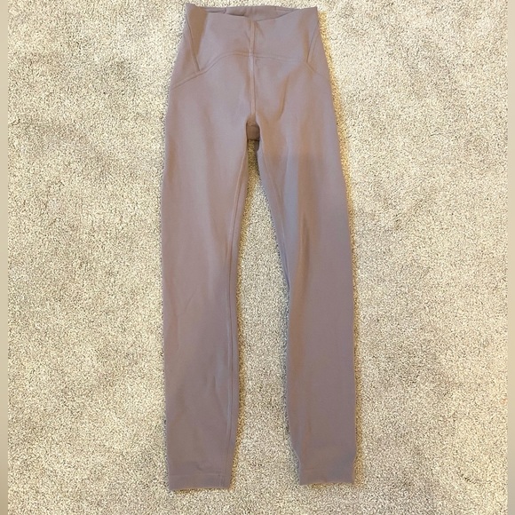 ✨ Lululemon InStill HR Leggings In Violet Verbena Size 2 - Picture 2 of 7